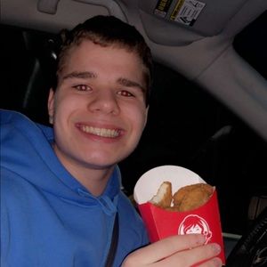 Meet your Posher, Josh